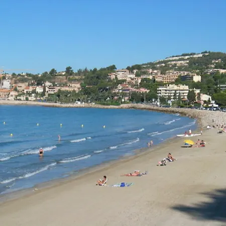 Lägenhet Castel Courrau Sanary-sur-Mer